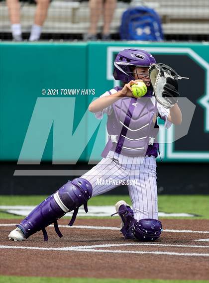 Thumbnail 3 in Midland vs. Southlake Carroll (UIL 6A Area Playoff) photogallery.