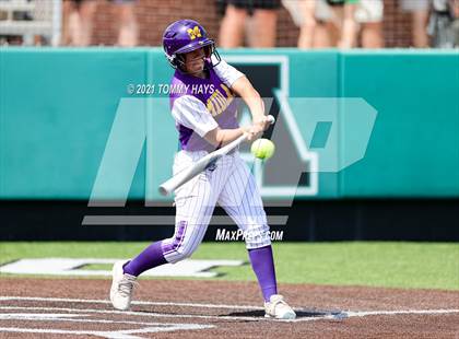 Thumbnail 1 in Midland vs. Southlake Carroll (UIL 6A Area Playoff) photogallery.
