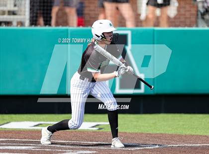 Thumbnail 1 in Midland vs. Southlake Carroll (UIL 6A Area Playoff) photogallery.