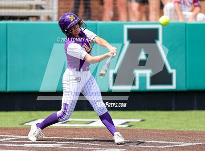 Thumbnail 3 in Midland vs. Southlake Carroll (UIL 6A Area Playoff) photogallery.