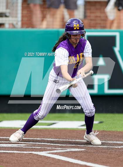 Thumbnail 2 in Midland vs. Southlake Carroll (UIL 6A Area Playoff) photogallery.