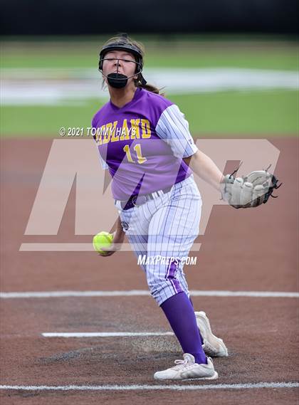 Thumbnail 2 in Midland vs. Southlake Carroll (UIL 6A Area Playoff) photogallery.
