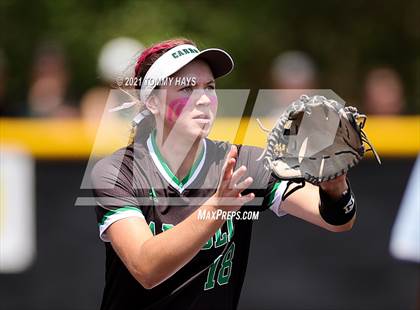 Thumbnail 1 in Midland vs. Southlake Carroll (UIL 6A Area Playoff) photogallery.