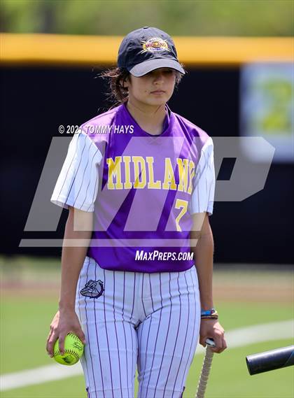 Thumbnail 1 in Midland vs. Southlake Carroll (UIL 6A Area Playoff) photogallery.