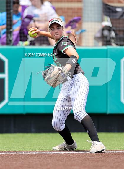 Thumbnail 3 in Midland vs. Southlake Carroll (UIL 6A Area Playoff) photogallery.