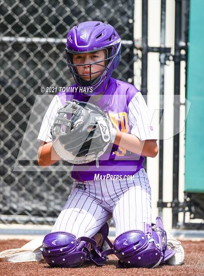 Thumbnail 2 in Midland vs. Southlake Carroll (UIL 6A Area Playoff) photogallery.