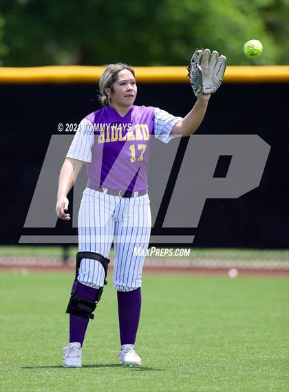 Thumbnail 1 in Midland vs. Southlake Carroll (UIL 6A Area Playoff) photogallery.