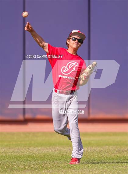 Thumbnail 1 in Ironwood @ Kellis photogallery.