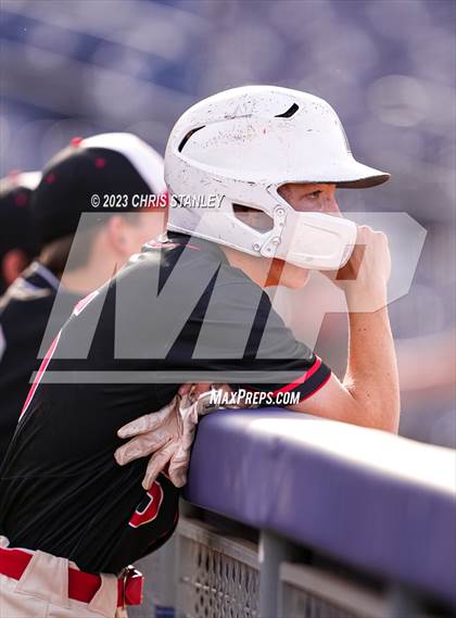 Thumbnail 2 in Ironwood @ Kellis photogallery.
