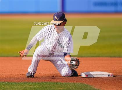 Thumbnail 2 in Ironwood @ Kellis photogallery.