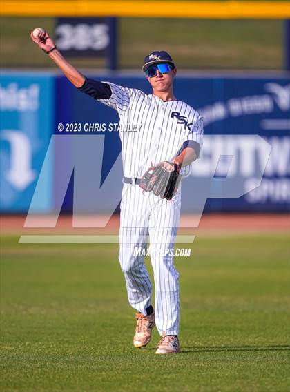 Thumbnail 3 in Ironwood @ Kellis photogallery.