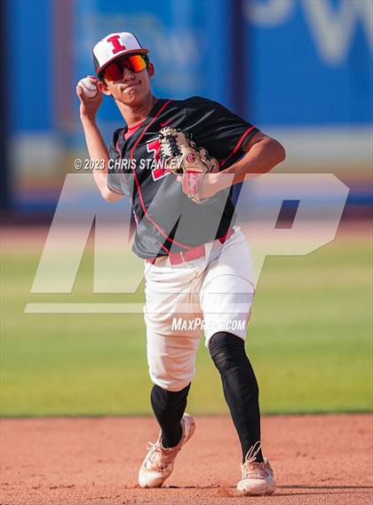 Thumbnail 1 in Ironwood @ Kellis photogallery.