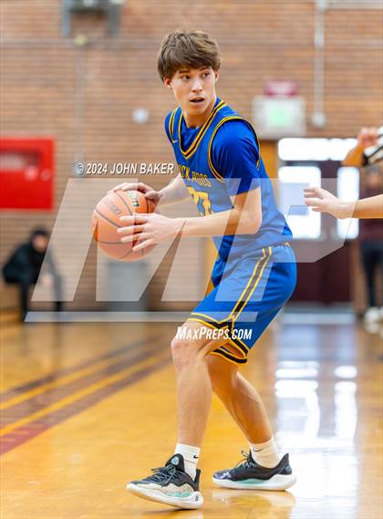 Thumbnail 2 in Lowry vs. McQueen (Nelson Electric Rail City Classic) photogallery.