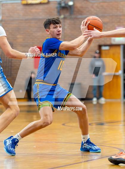 Thumbnail 3 in Lowry vs. McQueen (Nelson Electric Rail City Classic) photogallery.