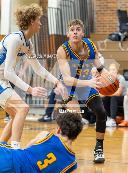 Thumbnail 2 in Lowry vs. McQueen (Nelson Electric Rail City Classic) photogallery.