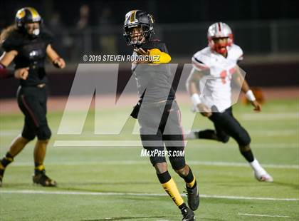Thumbnail 2 in Lincoln vs Edison (CIF SJS Round 1 Playoff) photogallery.