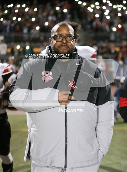 Thumbnail 3 in Lincoln vs Edison (CIF SJS Round 1 Playoff) photogallery.