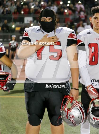 Thumbnail 1 in Lincoln vs Edison (CIF SJS Round 1 Playoff) photogallery.