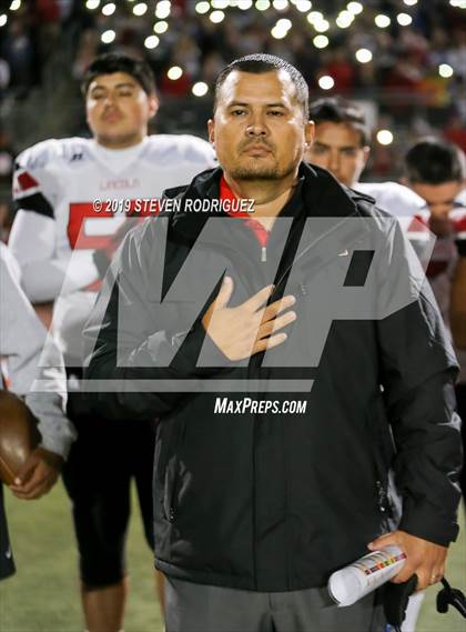 Thumbnail 1 in Lincoln vs Edison (CIF SJS Round 1 Playoff) photogallery.