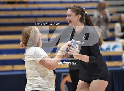 Thumbnail 2 in Marin Catholic vs. Torrey Pines (CIF State Open Final) photogallery.