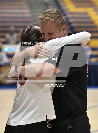 Thumbnail 1 in Marin Catholic vs. Torrey Pines (CIF State Open Final) photogallery.