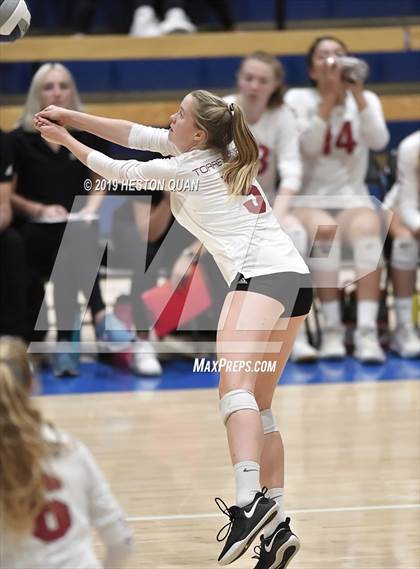 Thumbnail 1 in Marin Catholic vs. Torrey Pines (CIF State Open Final) photogallery.