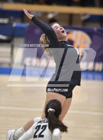 Thumbnail 2 in Marin Catholic vs. Torrey Pines (CIF State Open Final) photogallery.