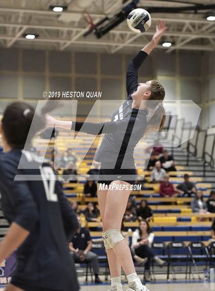Thumbnail 1 in Marin Catholic vs. Torrey Pines (CIF State Open Final) photogallery.