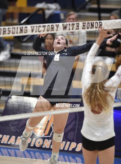 Thumbnail 1 in Marin Catholic vs. Torrey Pines (CIF State Open Final) photogallery.