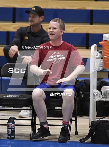 Thumbnail 1 in Marin Catholic vs. Torrey Pines (CIF State Open Final) photogallery.