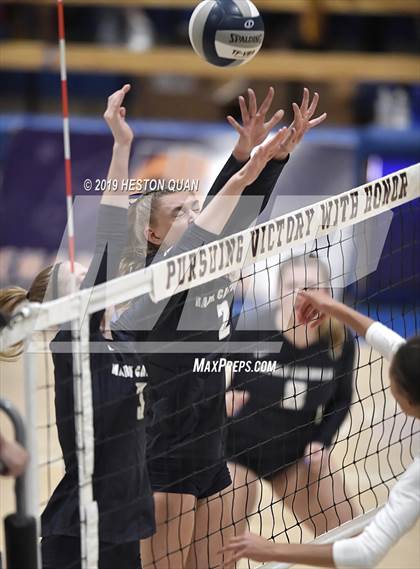 Thumbnail 3 in Marin Catholic vs. Torrey Pines (CIF State Open Final) photogallery.