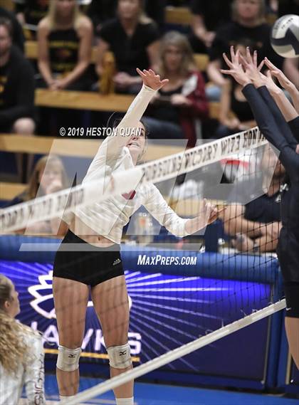 Thumbnail 3 in Marin Catholic vs. Torrey Pines (CIF State Open Final) photogallery.