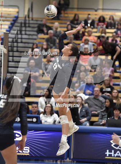 Thumbnail 2 in Marin Catholic vs. Torrey Pines (CIF State Open Final) photogallery.
