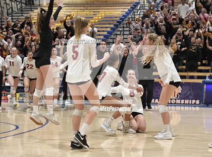 Thumbnail 2 in Marin Catholic vs. Torrey Pines (CIF State Open Final) photogallery.