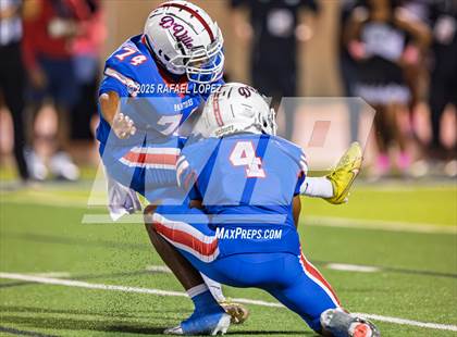 Thumbnail 3 in DeSoto @ Duncanville photogallery.