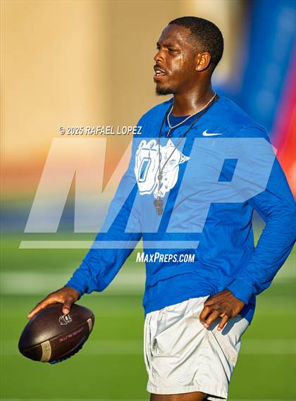 Thumbnail 1 in DeSoto @ Duncanville photogallery.