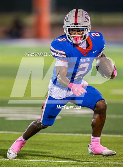 Thumbnail 3 in DeSoto @ Duncanville photogallery.