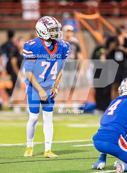 Thumbnail 2 in DeSoto @ Duncanville photogallery.