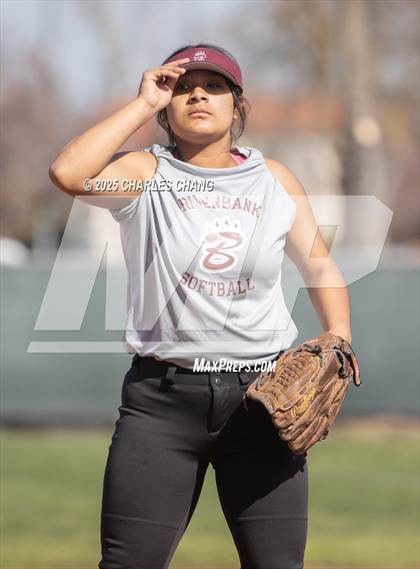 Thumbnail 3 in Riverbank vs. El Capitan (Bill Evans Memorial) photogallery.
