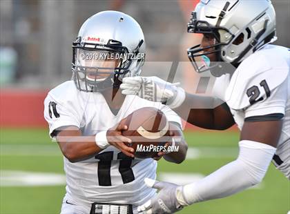 Thumbnail 3 in Texas vs. Hendrickson photogallery.