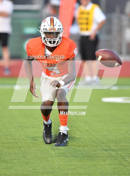 Thumbnail 3 in Texas vs. Hendrickson photogallery.