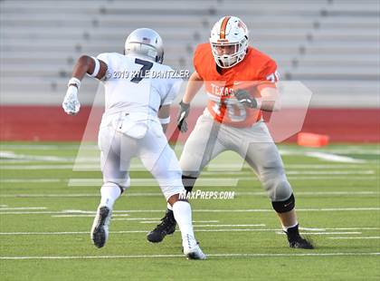 Thumbnail 3 in Texas vs. Hendrickson photogallery.