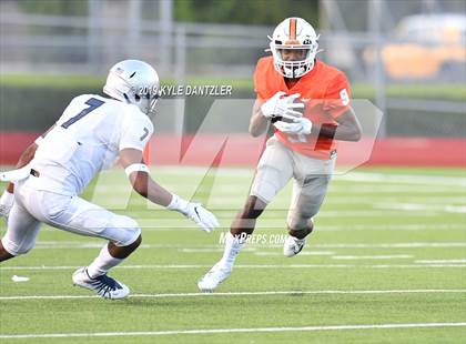Thumbnail 3 in Texas vs. Hendrickson photogallery.