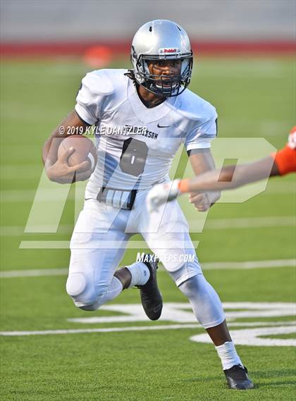 Thumbnail 1 in Texas vs. Hendrickson photogallery.