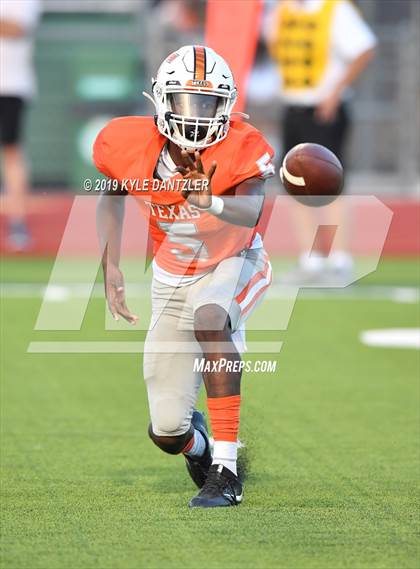 Thumbnail 2 in Texas vs. Hendrickson photogallery.