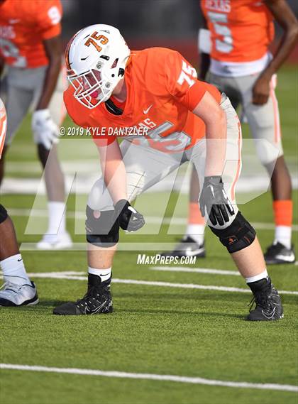 Thumbnail 1 in Texas vs. Hendrickson photogallery.
