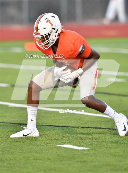 Thumbnail 2 in Texas vs. Hendrickson photogallery.