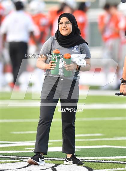 Thumbnail 3 in Texas vs. Hendrickson photogallery.