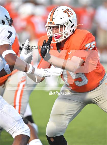 Thumbnail 2 in Texas vs. Hendrickson photogallery.