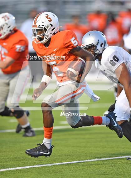 Thumbnail 3 in Texas vs. Hendrickson photogallery.